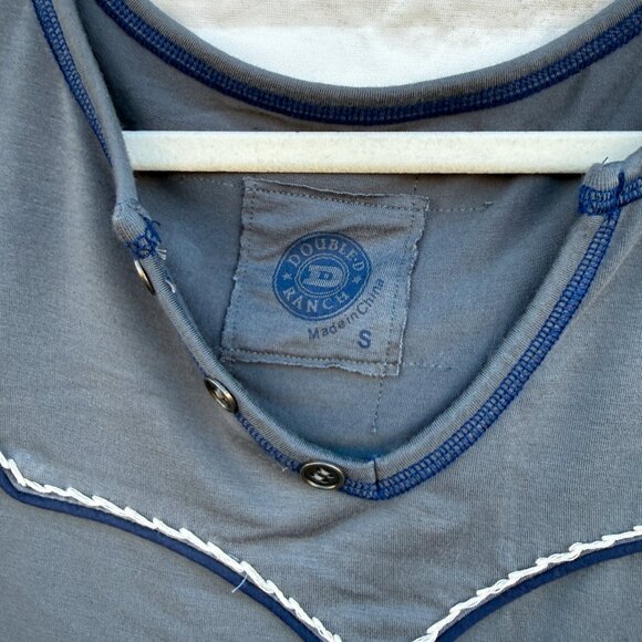 Double D Ranch // Wade Long Sleeve Boot Decor Top // Size S - Picture 6 of 6